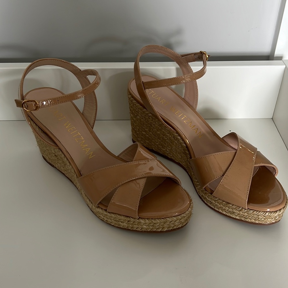 Stuart Weitzman Nude Wedges